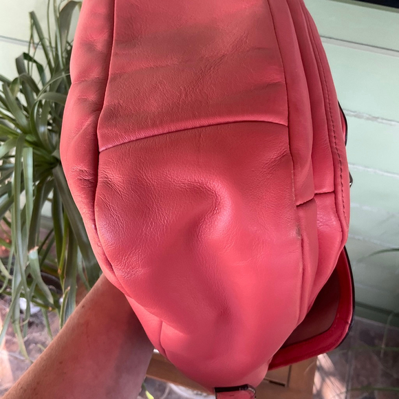 Coach Taylor Coral Leather Shoulder Bag GUC - Picture 4 of 8